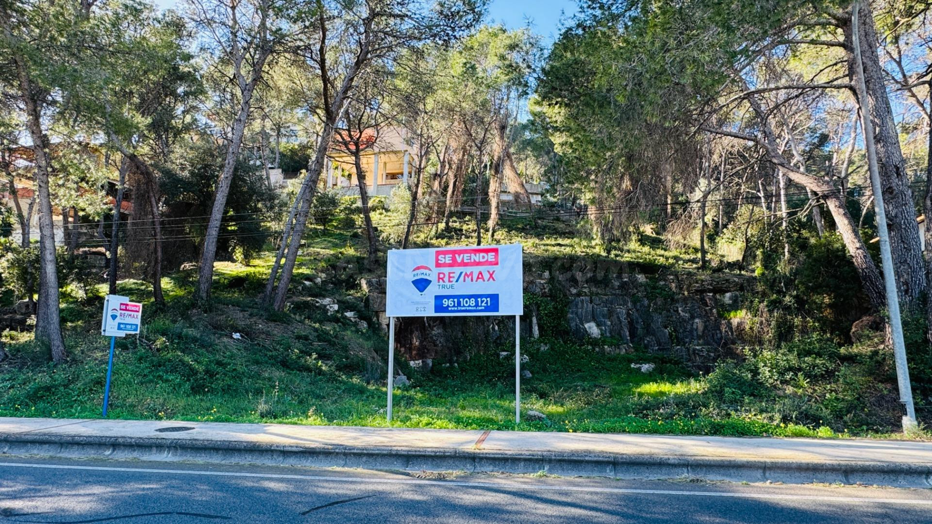 Parcela urbana en Barraca de Aigües Vives — 1.197 m2 con opción a ampliar hasta 2.394 m2