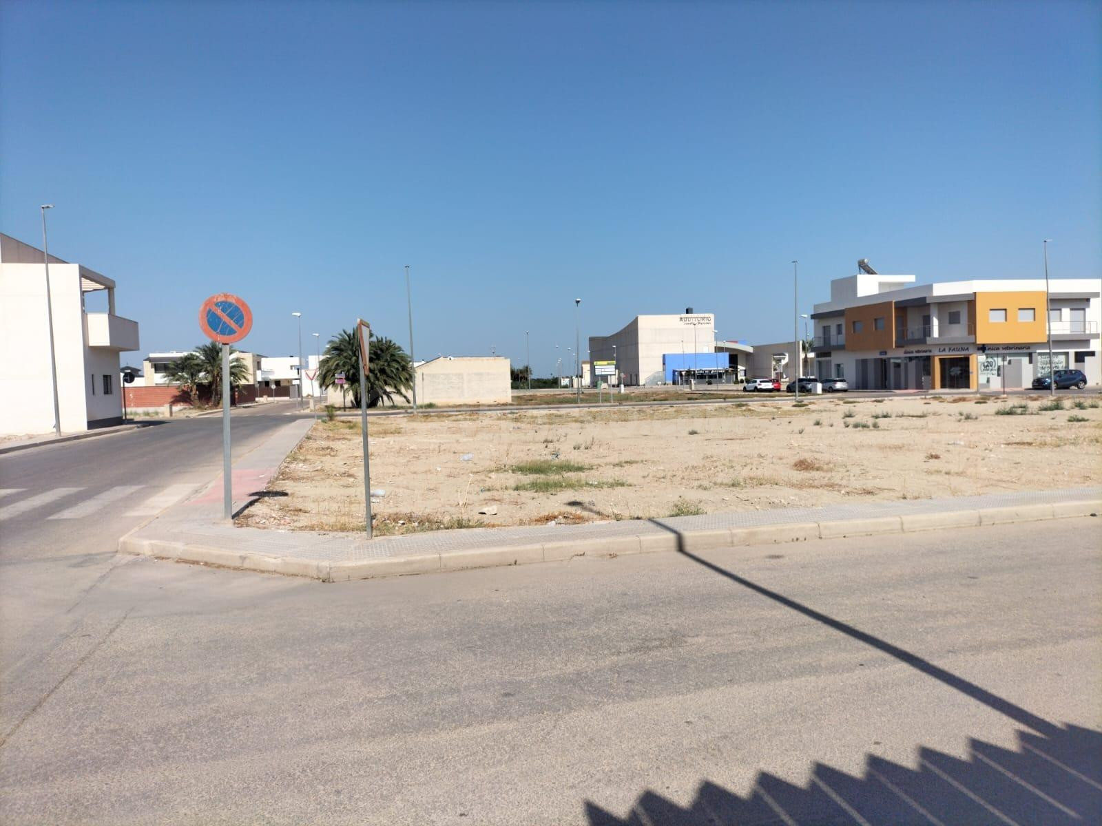 TERRENO URBANO EN COX