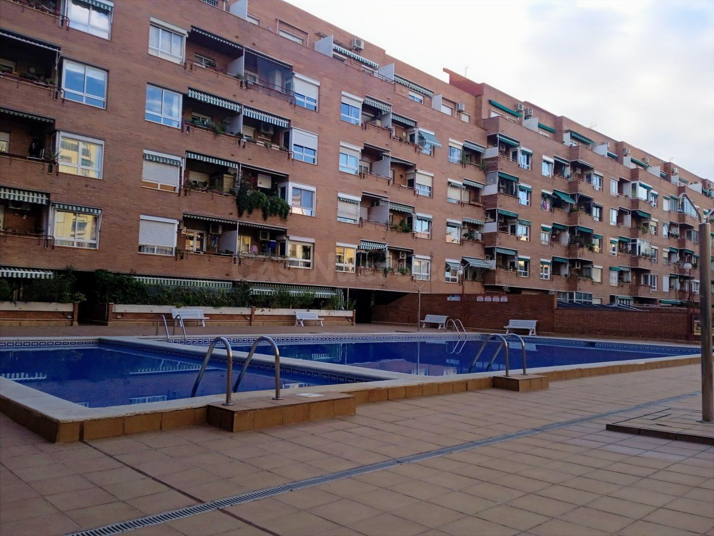 PISO CON PISCINA EN LA FONT DE GUATLLA