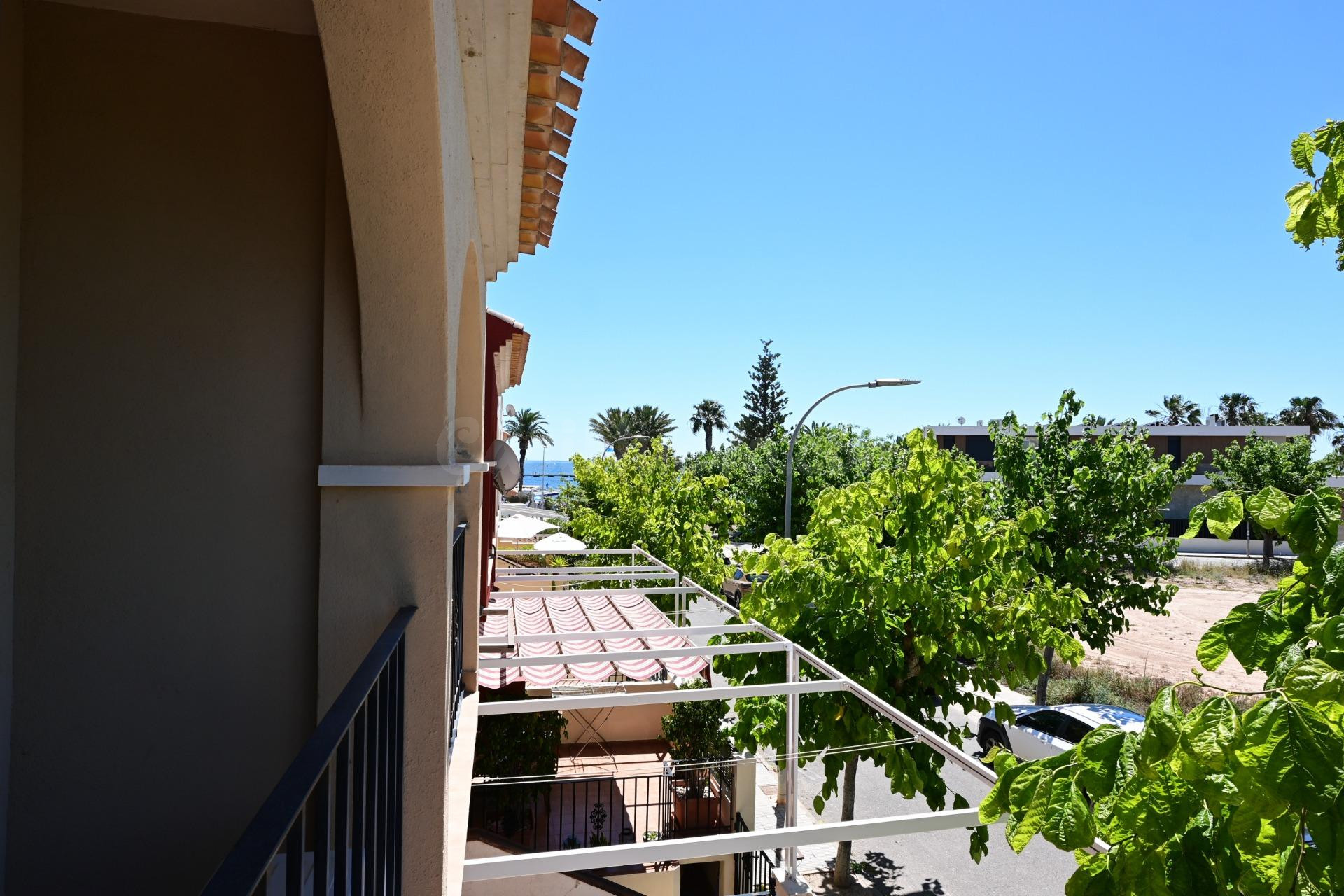 SE VENDE DUPLEX EN LOS NAREJOS A SOLO 120 METROS DE PLAYA LAS PALMERAS EN EL MAR MENOR