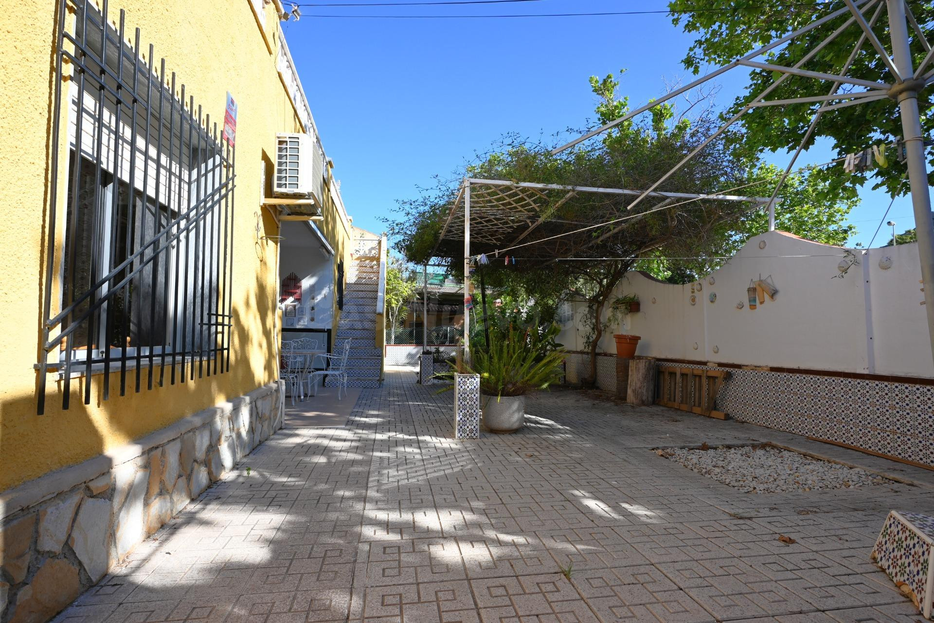 SE VENDE CHALET INDEPENDIENTE EN LOS URRUTIAS - foto 5
