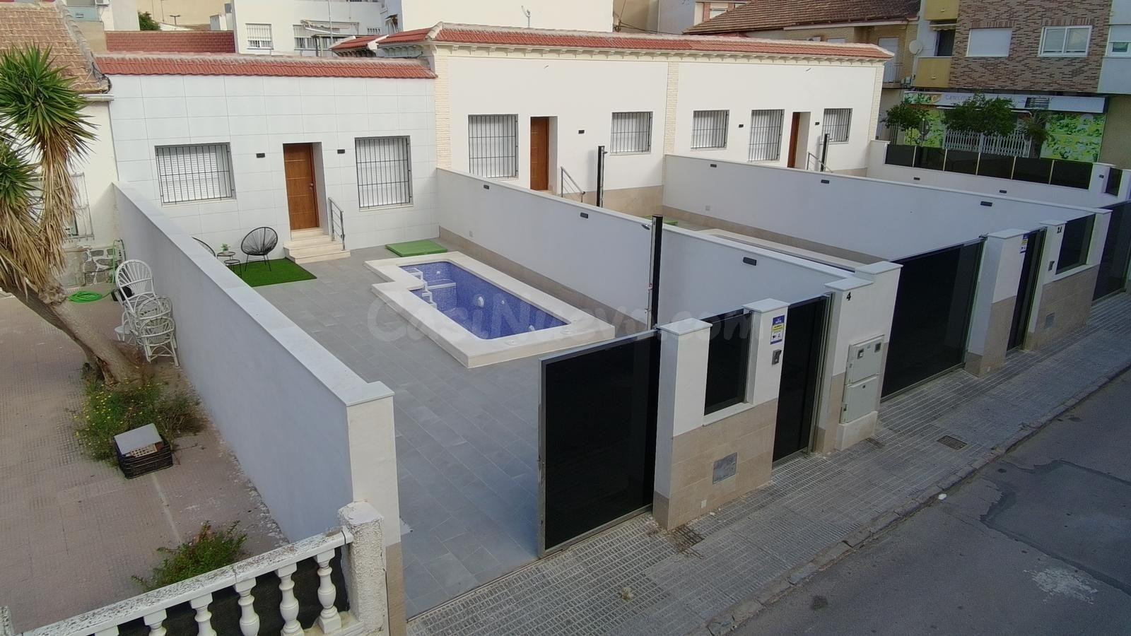 VILLAS OLMO,  SE VENDE VILLA EN SAN JAVIER DE TRES habitaciones