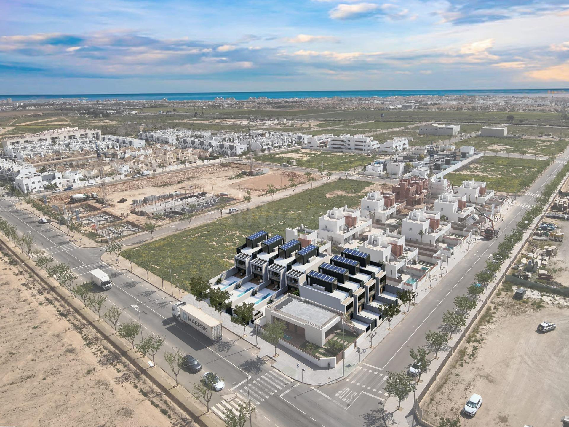 EVO VILLAS,  SE VENDE VILLA DE LUJO EN PILAR DE LA HORADADA