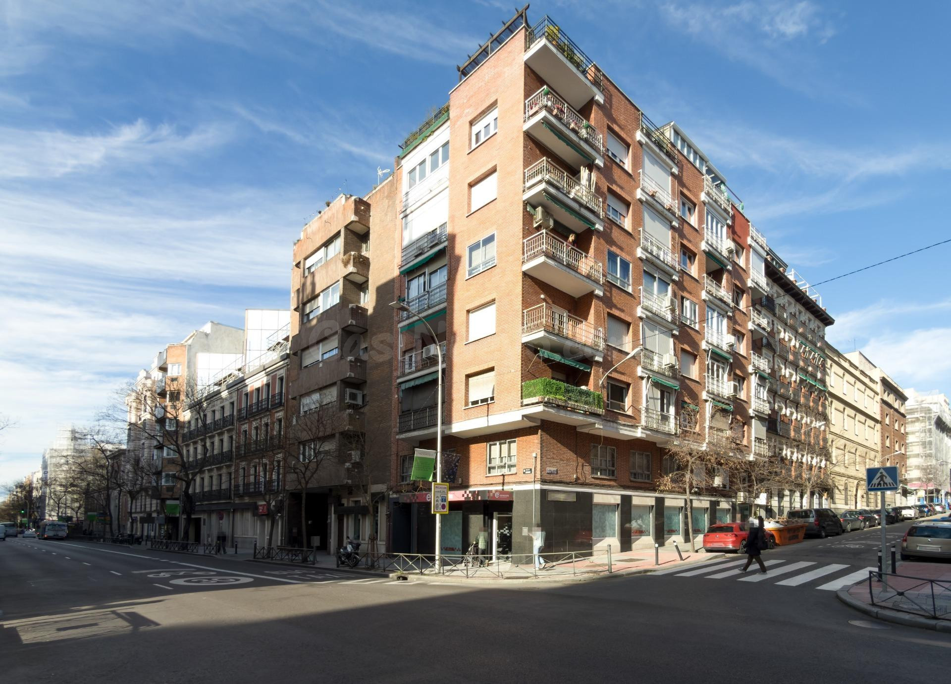 Oficina 4 habitaciones 147m² en alquiler - Argüelles