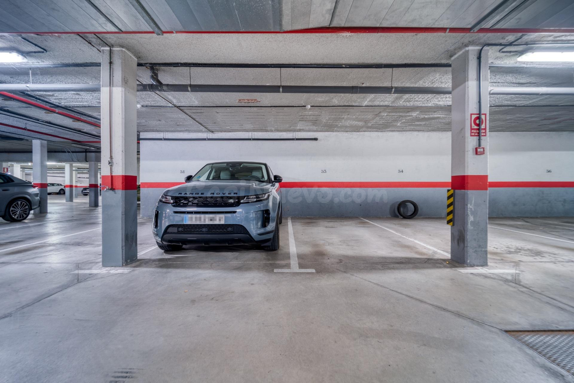 Garaje 13m² en venta - Zona Monte el Pilar