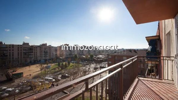 PISO ALQUILADO 95 M2, 3 habitaciones, CON BALCÓN, EN C/ FINE - foto 3