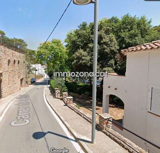 PLAZA DE GARAJE DE 31 M2 EN LLAGOSTERA, GIRONA