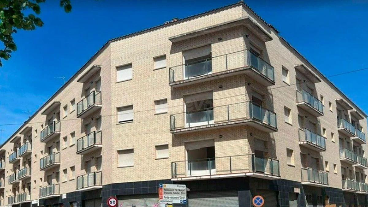 Edificio en construcción en avda la Selva de Amer