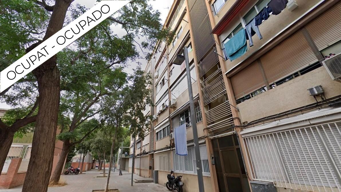 PLANTA BAJA, PISO OKUPADO, 2 habitaciones, BALCÓN, METRO SANT ADRIÂ DE BESÒS, CARRER NARBONA, BARCELONA