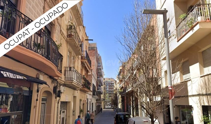 PISO OCUPADO, 2 habitaciones, PLANTA 2 CON ASCENSOR, ZONA BADAL-SANTS, CARRER DAOIZ I VELARDE, BARCELONA