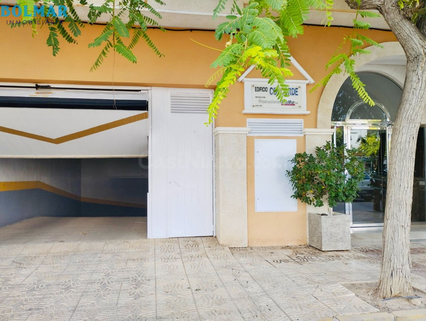 PLAZA GARAJE