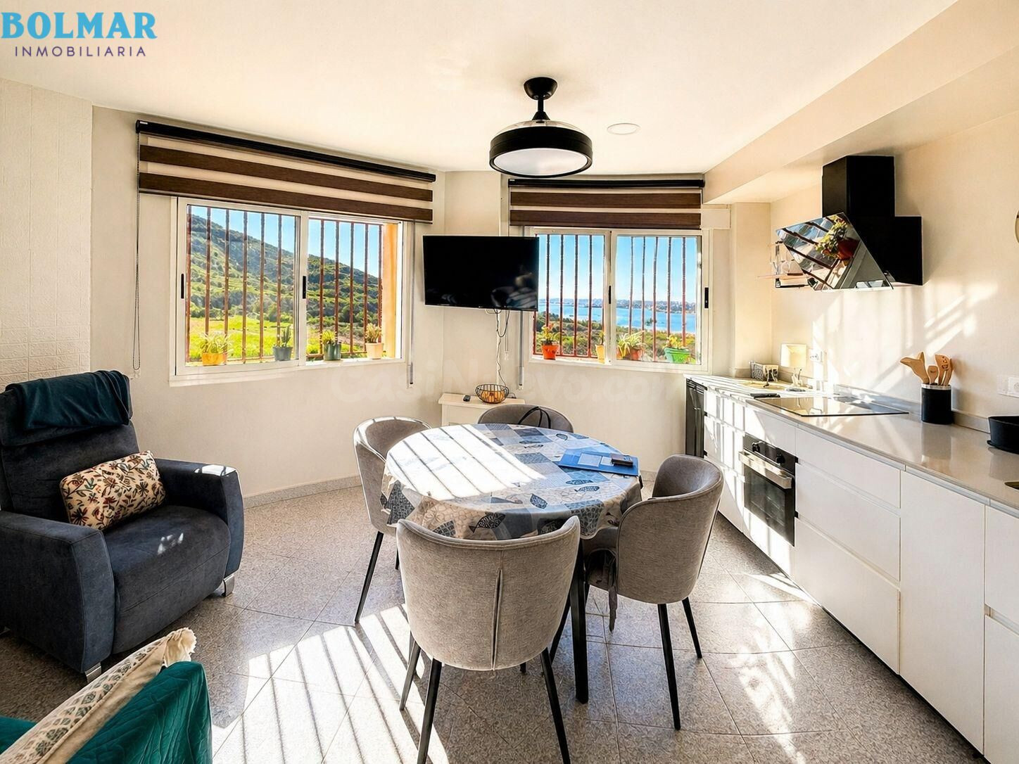 Oportunidad- Piso reformado con vistas al mar