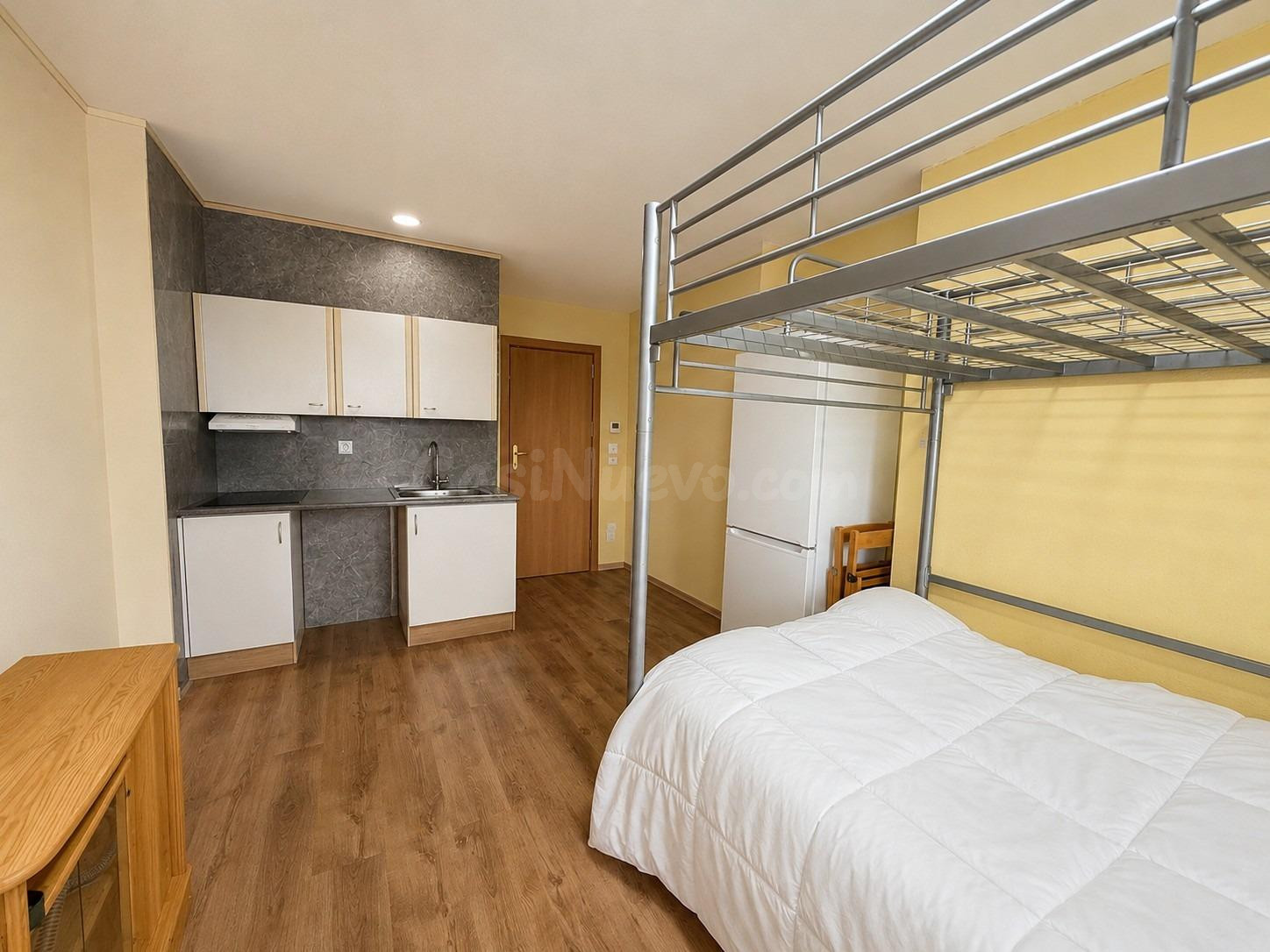 Estudio en Empuriabrava en primera línea de mar con vista despejada