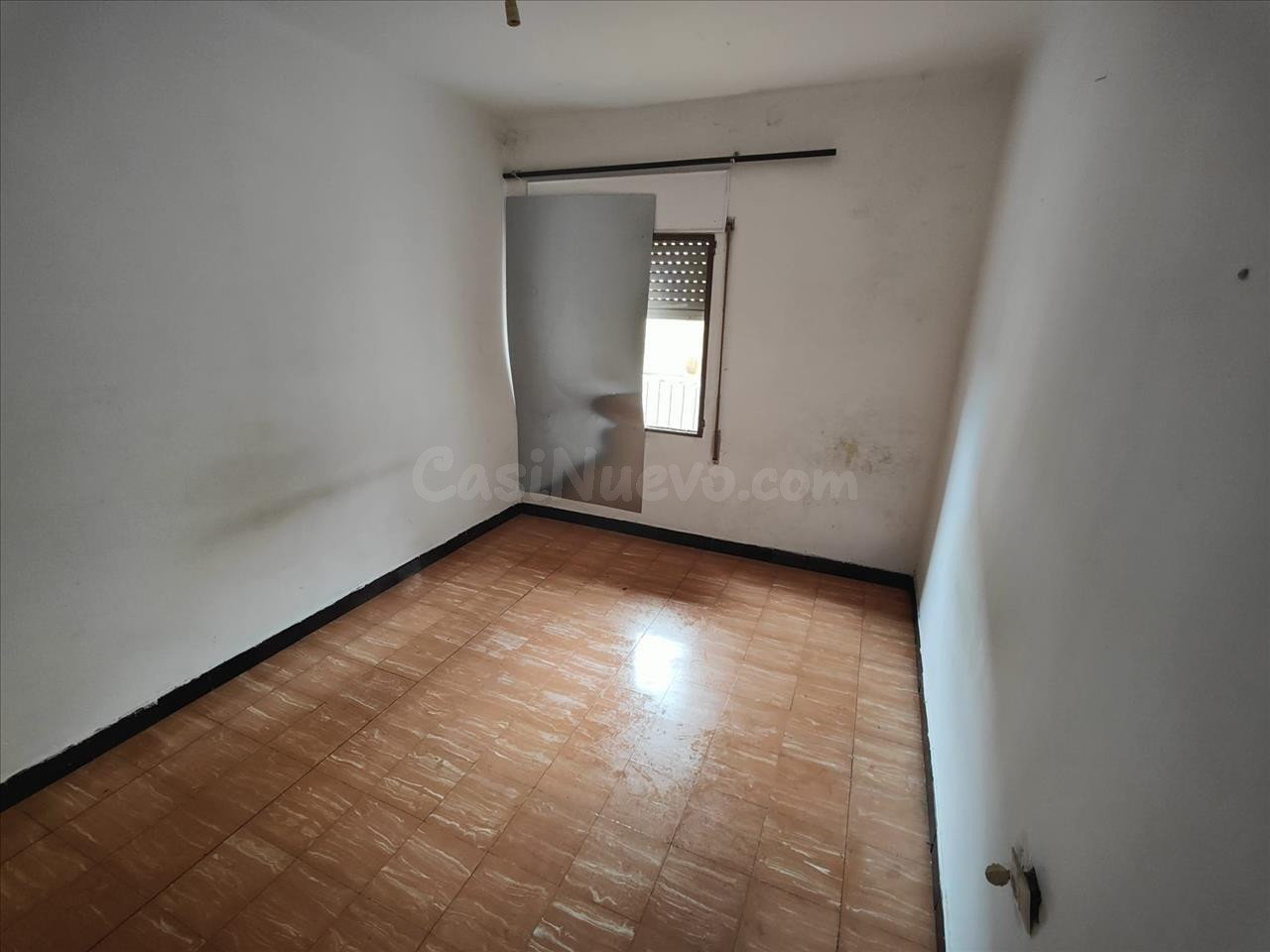 PISO A REFORMAR DE 3 DORMITORIOS, BALCÓN, PLANTA 3 SIN ASCENSOR, CALLE JUAN DE LA CIERVA