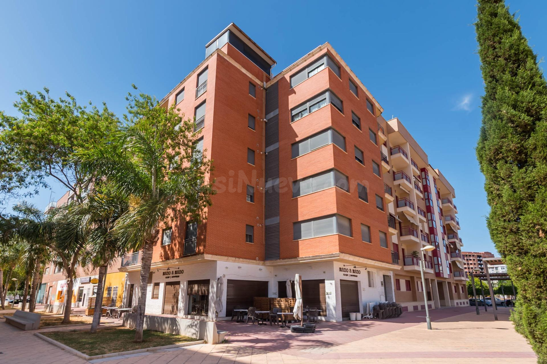 Amplio y Moderno Piso en Juan Carlos I, Murcia - Ideal para Entrar a Vivir