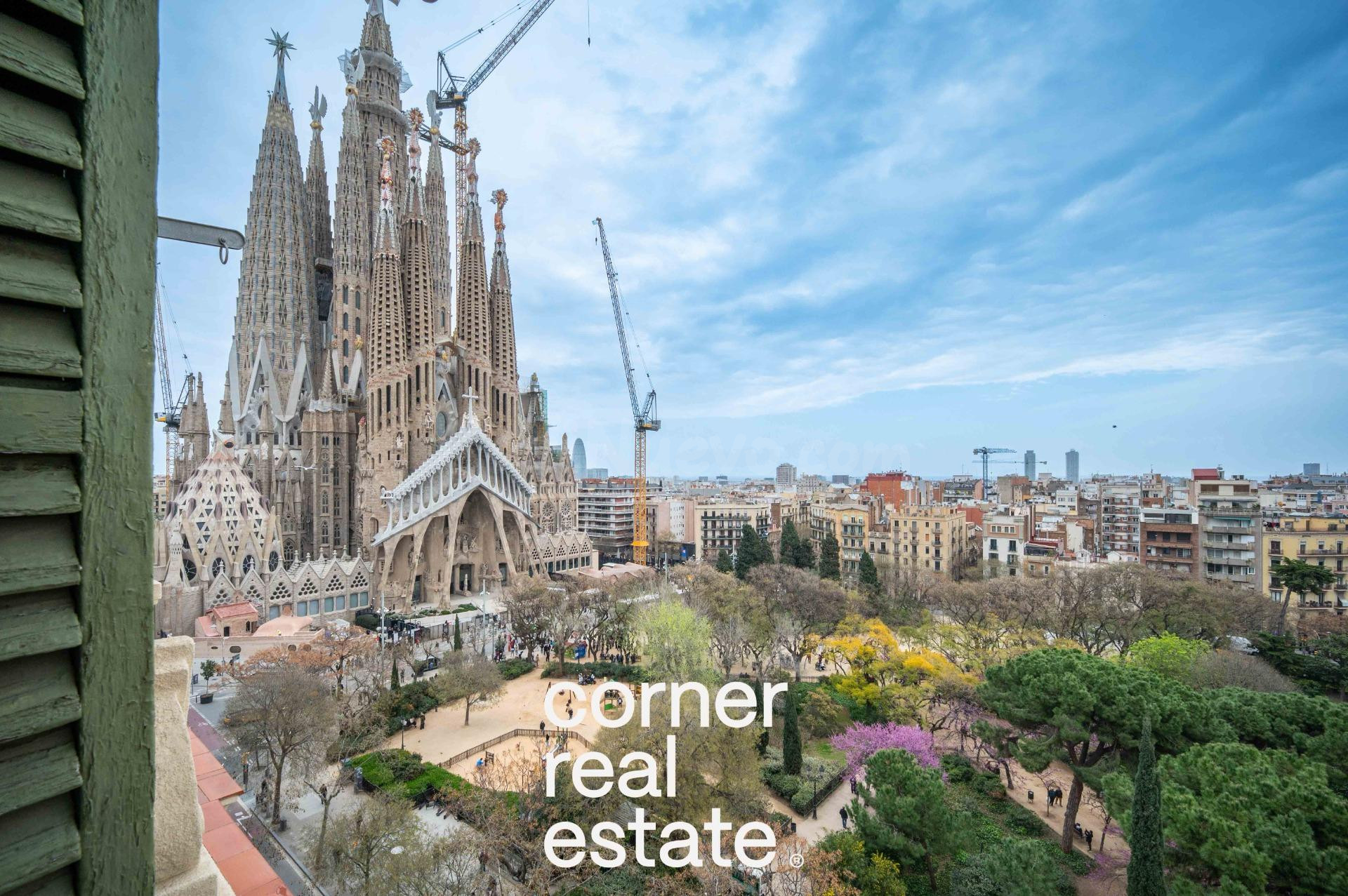 ¡LOFT EN LA SAGRADA FAMILIA!