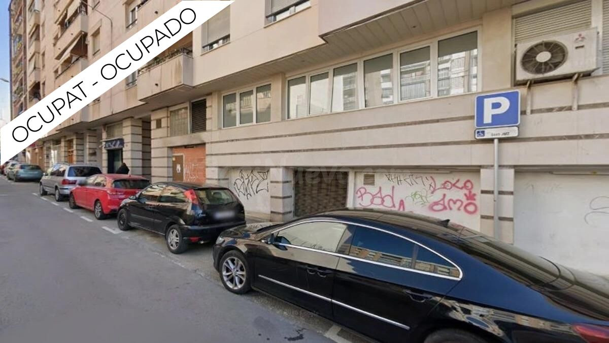 PISO OCUPADO 3 habitaciones , PLANTA 2 CON ASCENSOR, BALCÓN, CARRER PITAGORAS, RUBÍ CENTRE