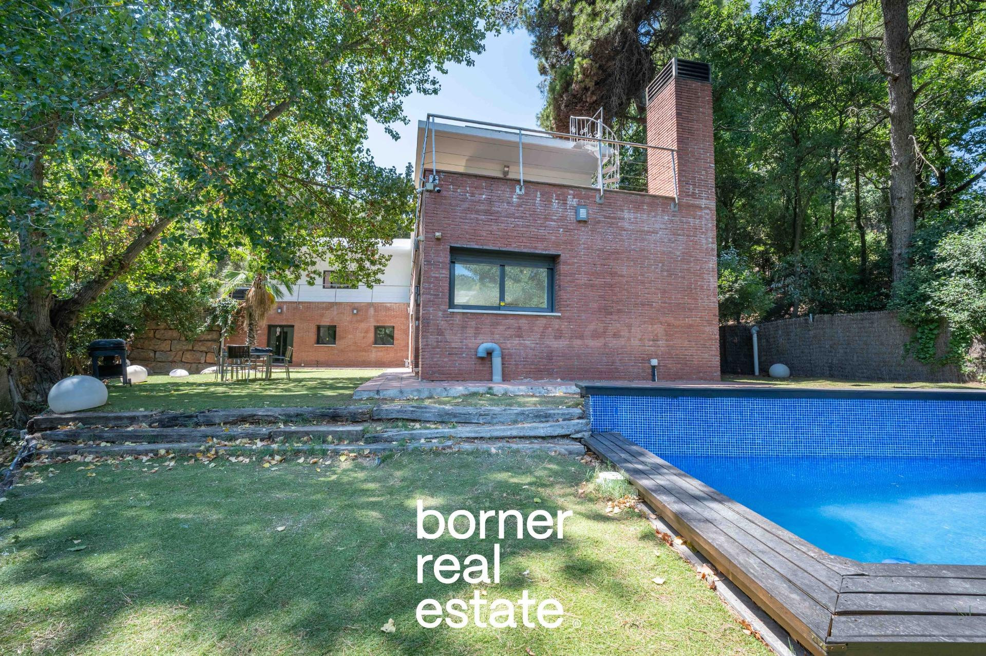 Casa independiente de 457m2, 5 hab. + 5 baños y piscina en p - foto 4