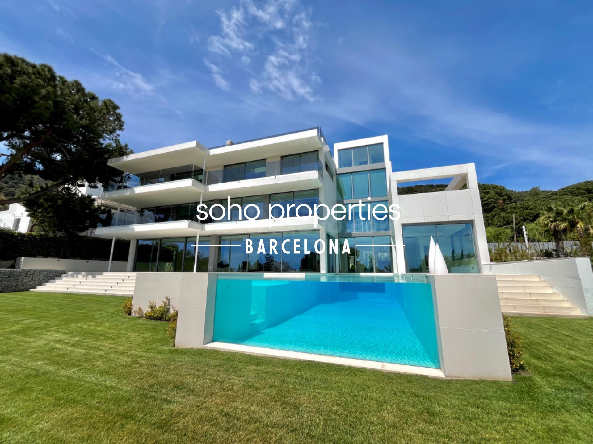 Exclusiva villa independiente en Pedralbes – lujo, privacidad y vistas inigualables sobre Barcelona