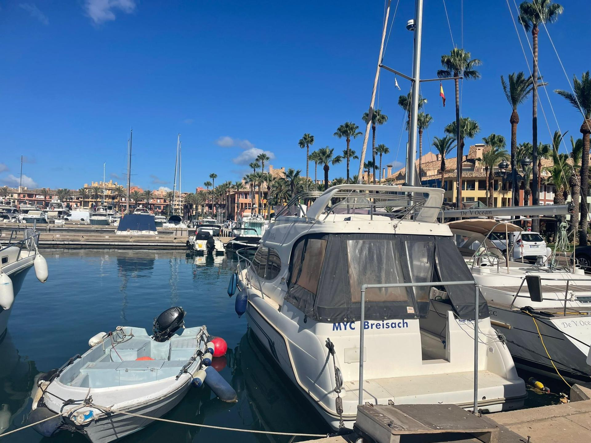 Venta con Atraque en Puerto Sotogrande