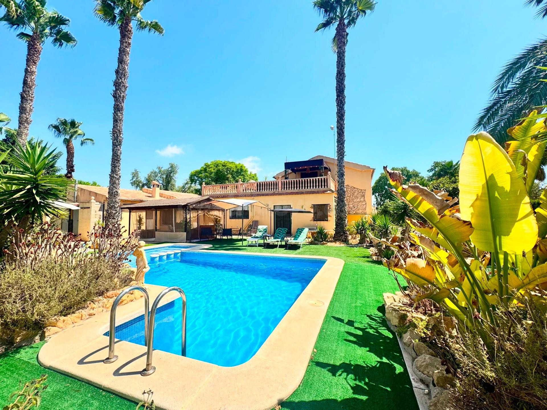 Espectacular casa de campo en Daimes (Elche) con piscina privada - 1322LM - Marco Villas inmobiliaria en Guardamar del Segura