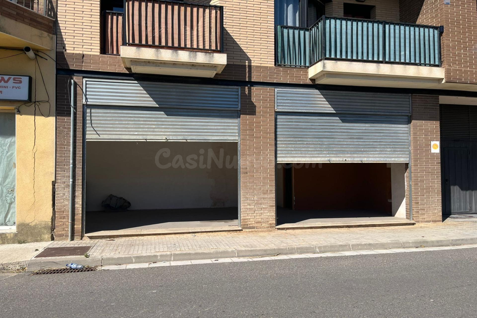 Local comercial en Deltebre de 37 m2 con baño