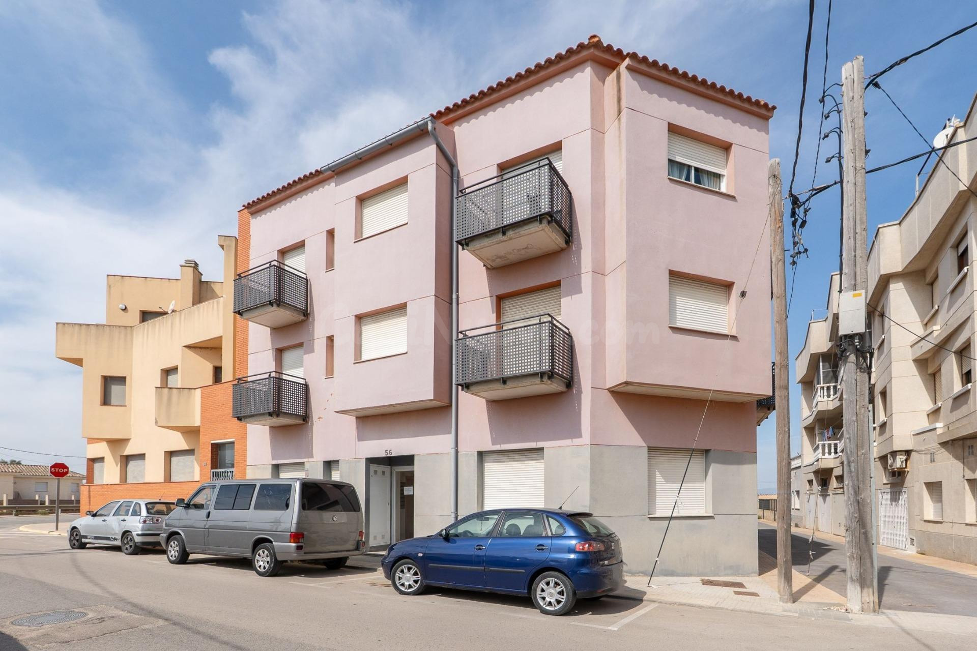 Piso en venta en Sant Jaume d’Enveja, listo para entrar a vivir