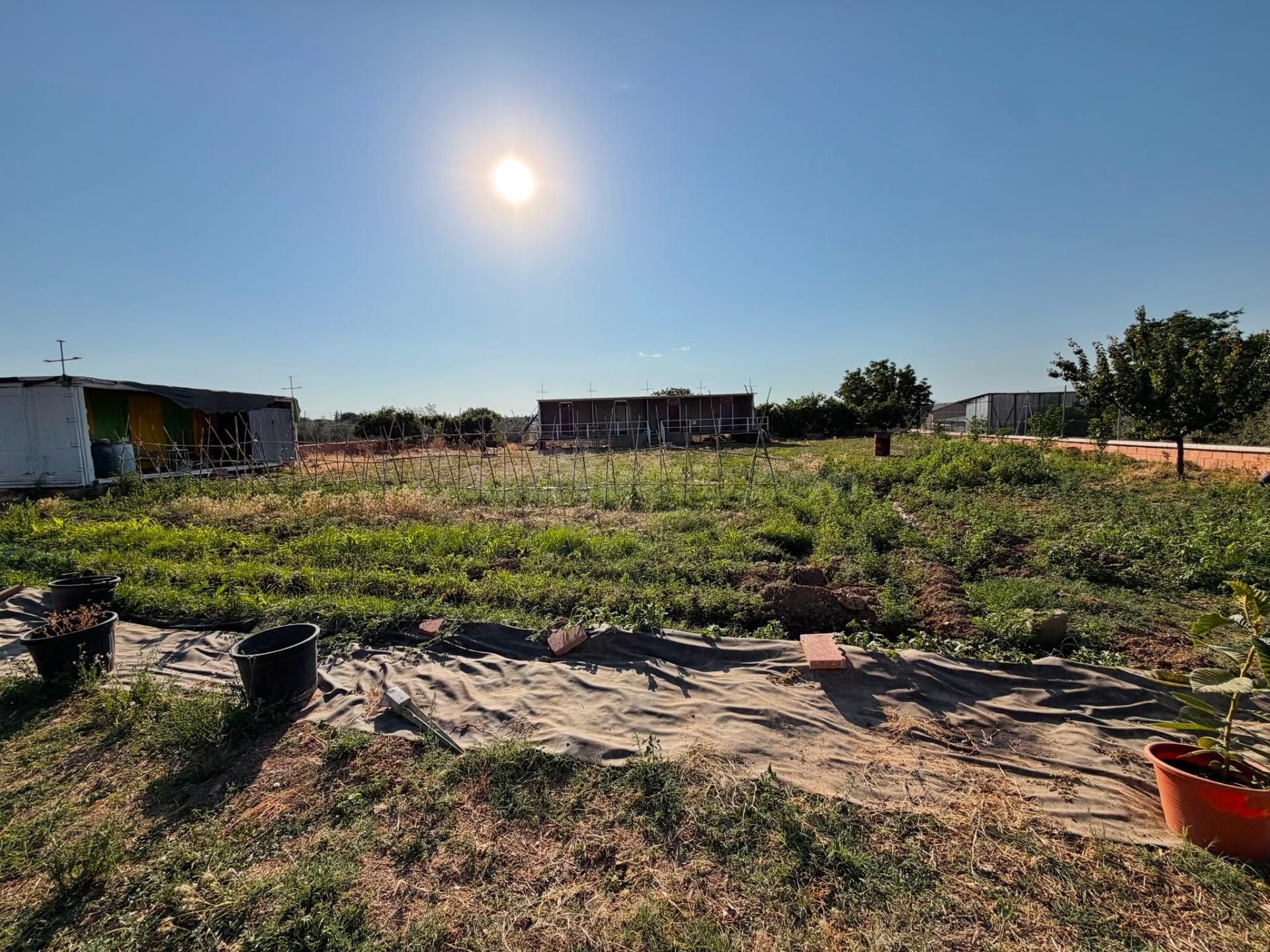 Venta de parcela rustica en La Zubia