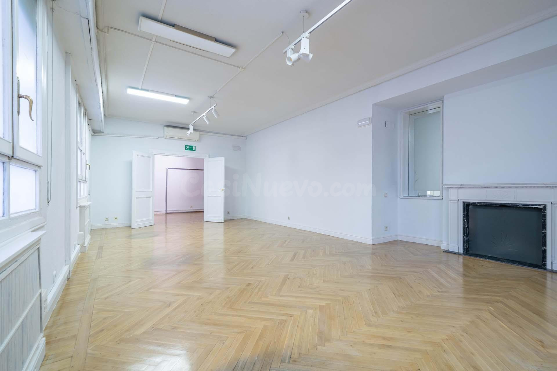 Excelente Oficina a la Venta en Núñez de Balboa - foto 5