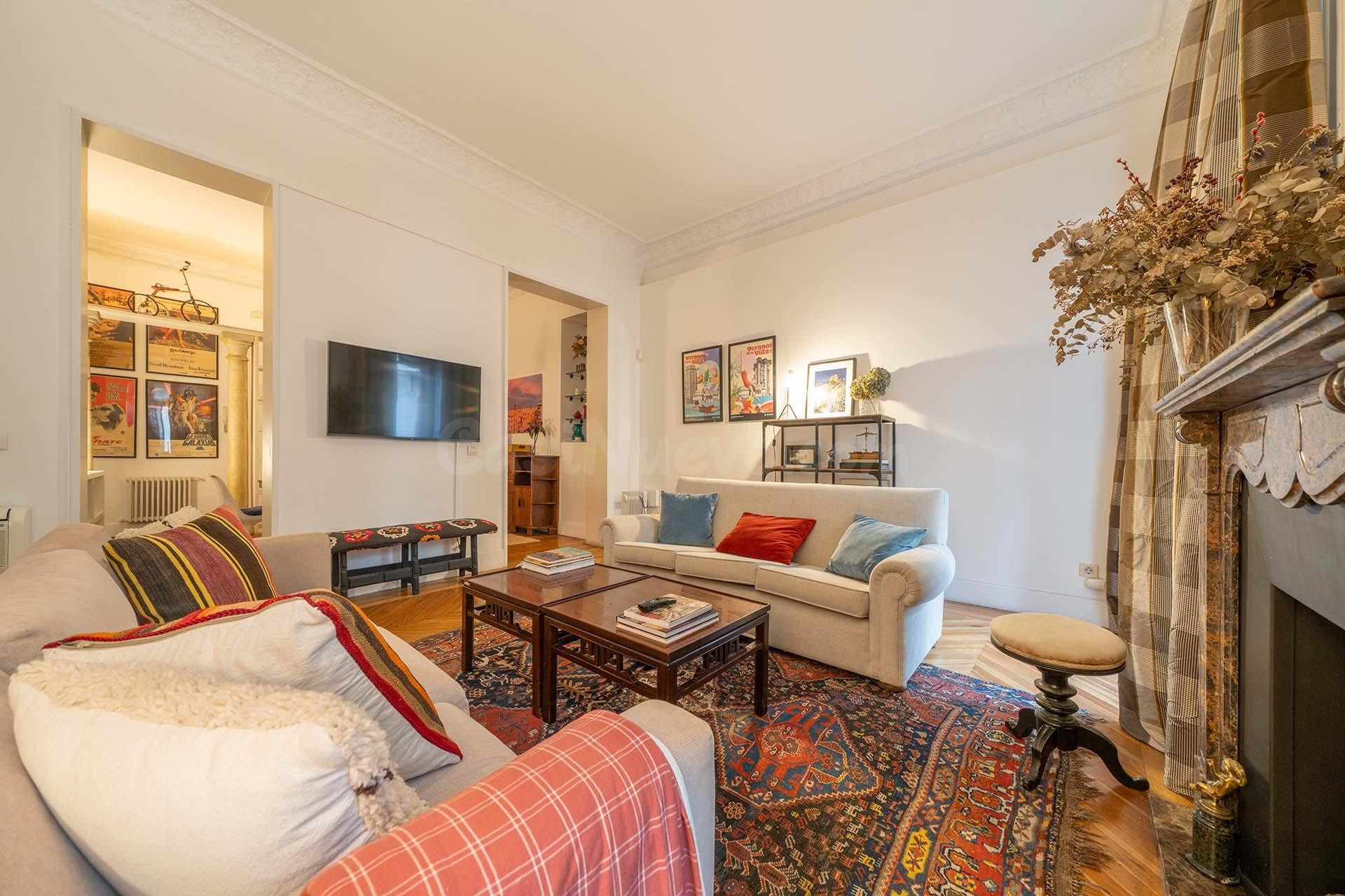 PISO EN VENTA EN CALLE FUENTES