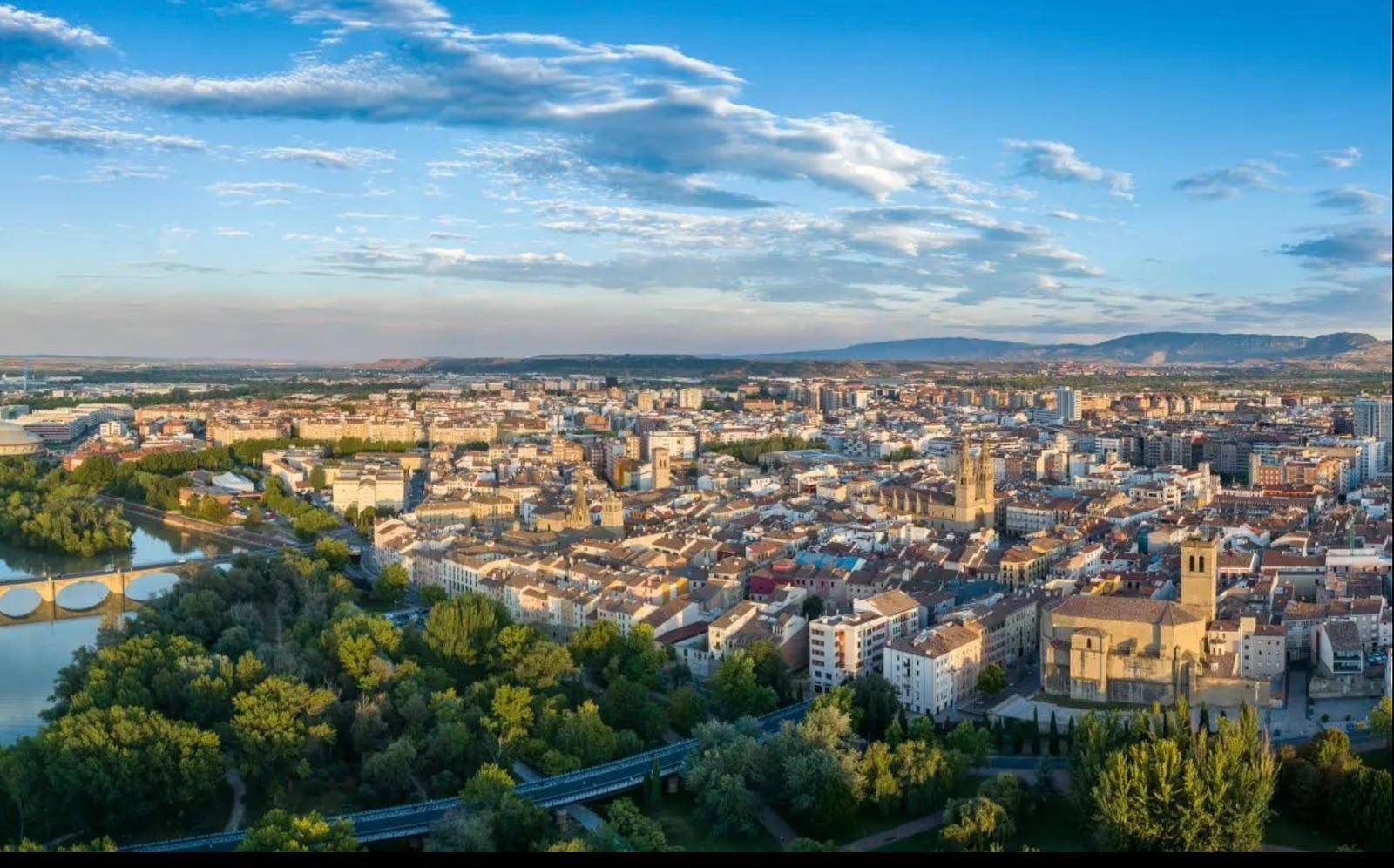 Edificio 2350m² en venta - Zona Avda. de Madrid