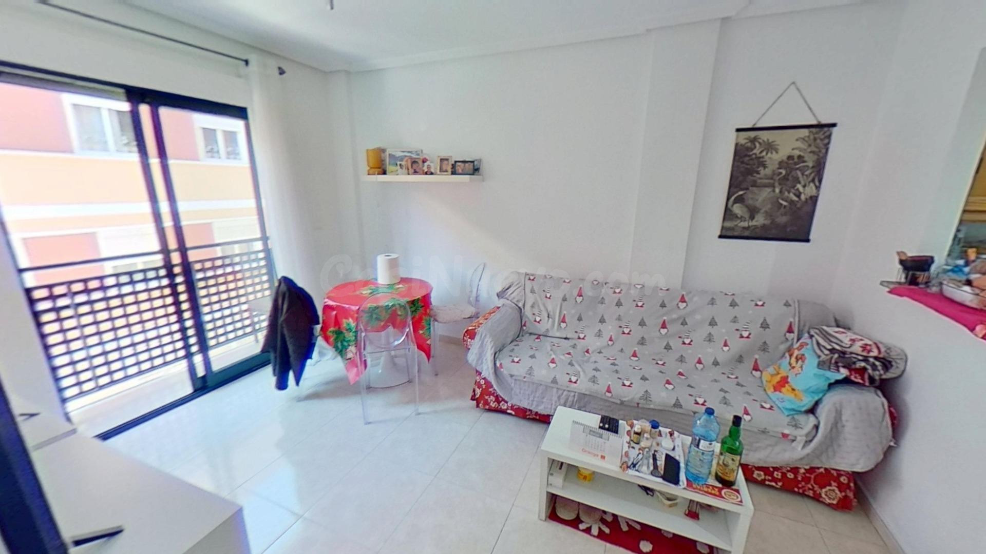 Excelente vivienda para invertir en Avenida de Alcoy