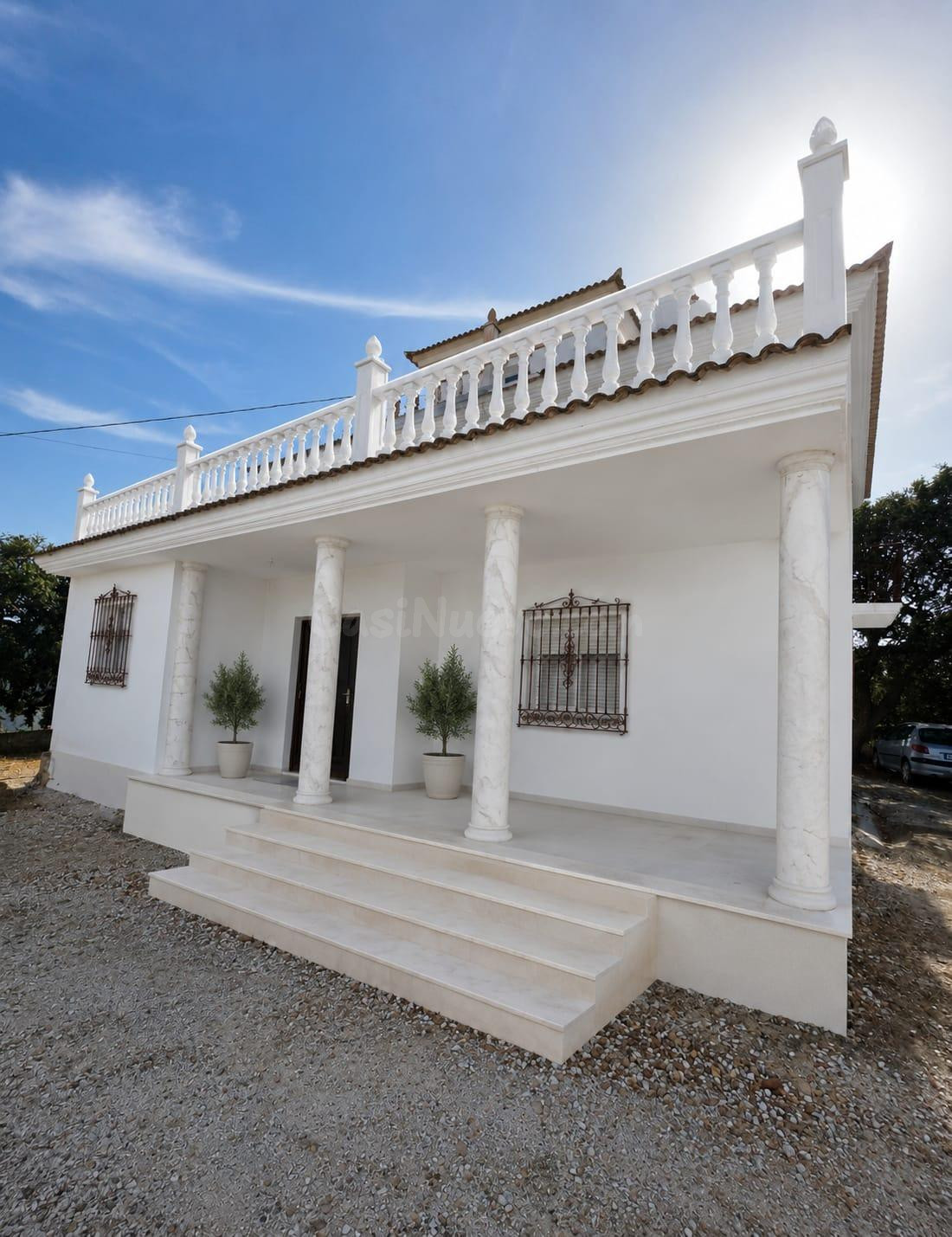 Casa independiente con más de 1.000 m2 de parcela urbana y vistas panorámicas en Comares