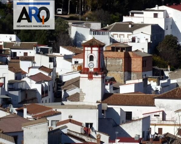 Parcela urbana de 100 m2 en buena ubicación en Benaoján