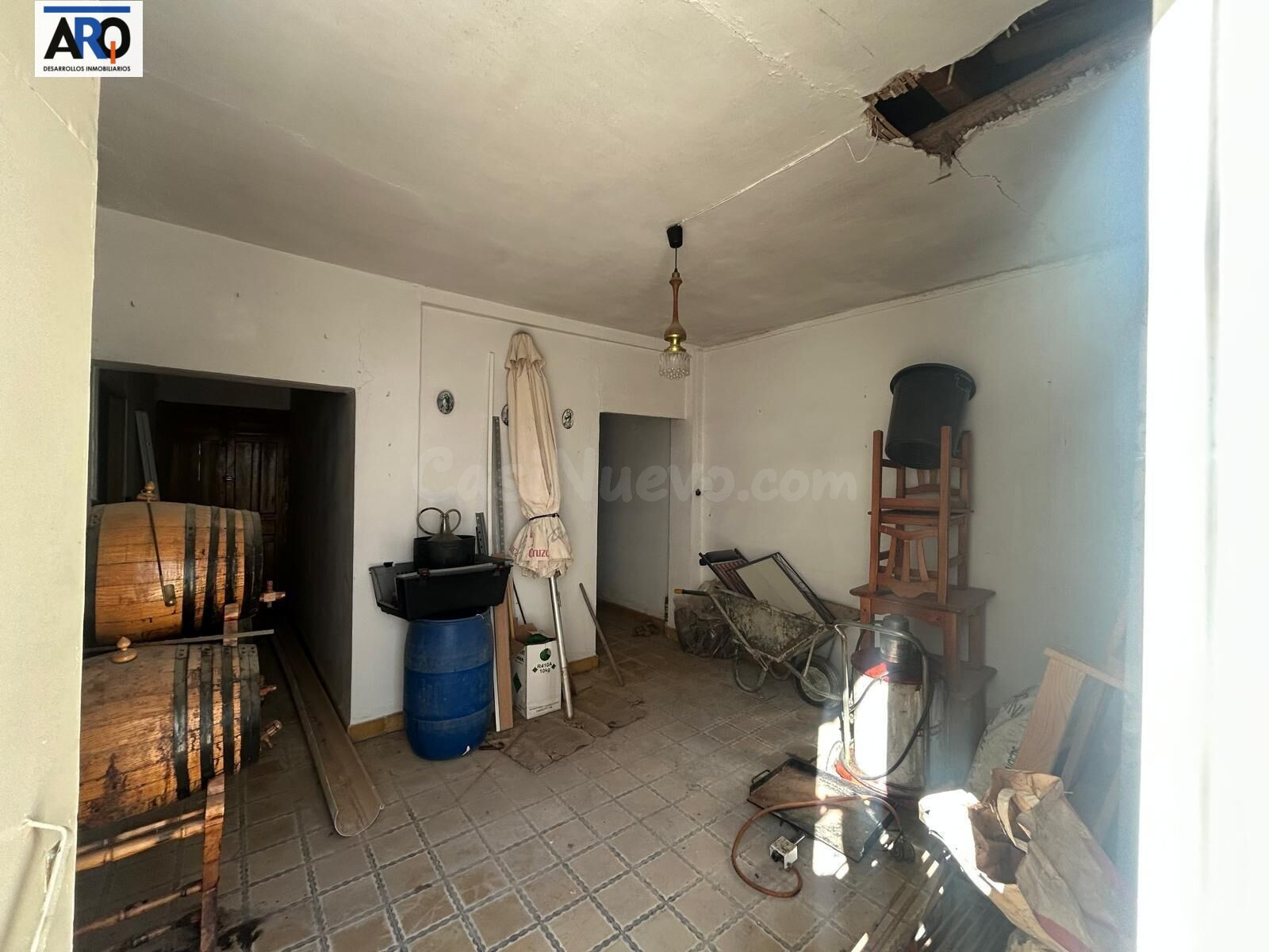 Casa para reformar en Benaoján con terraza, almacén y 100 m2 - foto 2