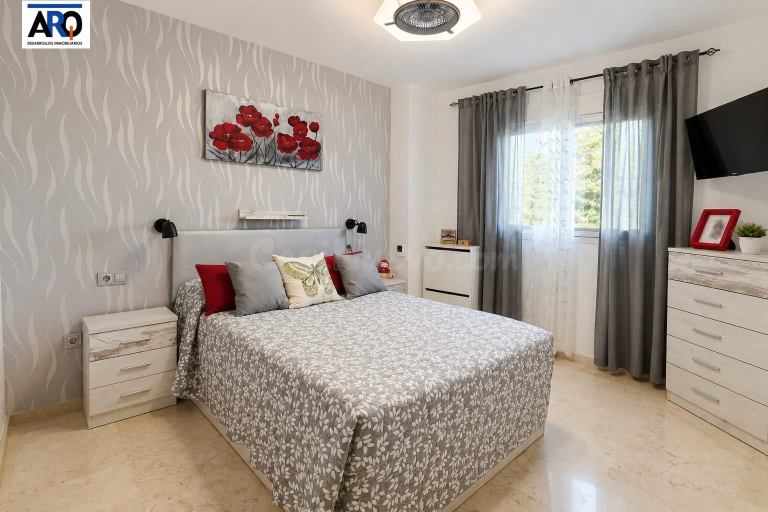 Amplio piso de 3 habitaciones en Añoreta, listo para entrar a vivir
