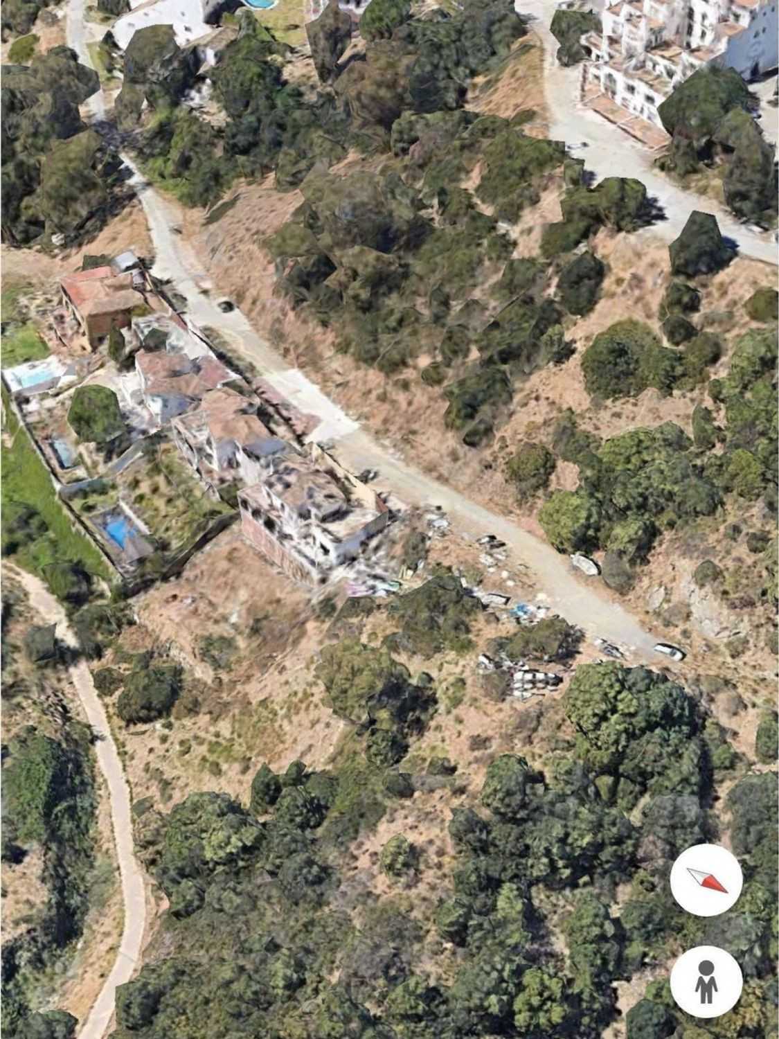 Terreno rural 700m² en venta - Altos de Estepona