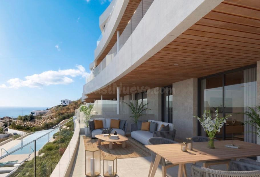 PLANTA BAJA CON JARDÍN PRIVADO Y VISTAS AL MAR — RINCÓN DE LA VICTORIA  ✨ Desde 360.000 €