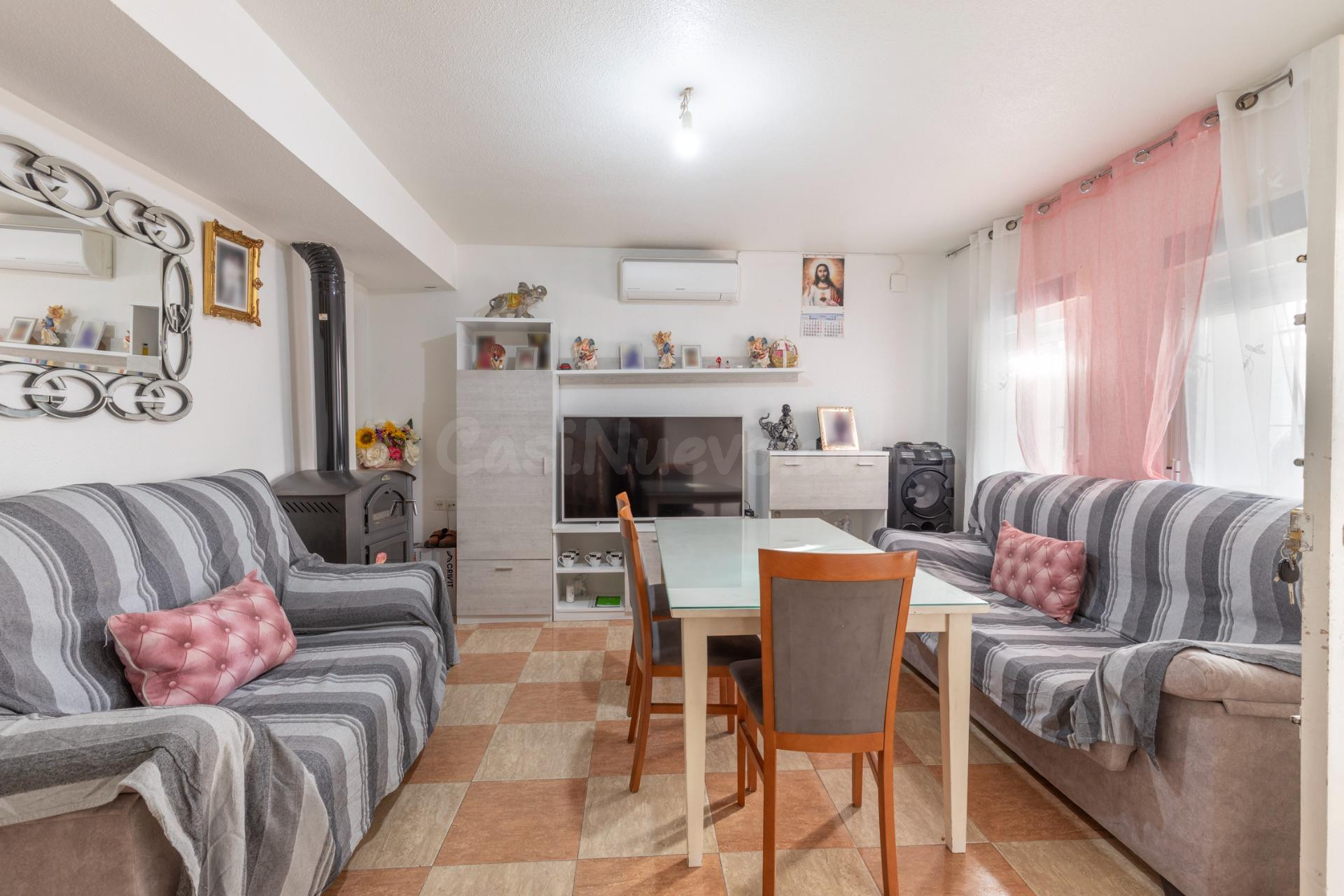 CASA EN VENTA EN GUADIX – ZONA MERCADONA