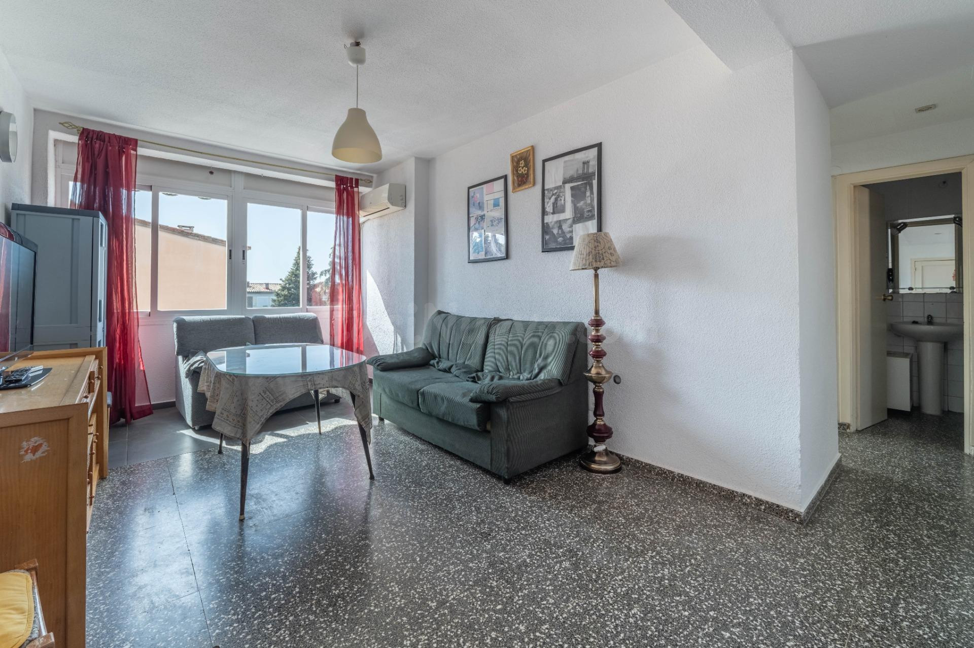 PISO IDEAL PARA INVERSION, JUNTO A TRAFICO