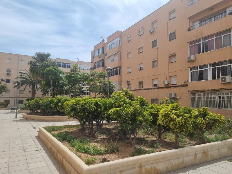 Oportunidad: piso de 3 dormitorios. "ESPERAMOS TU OFERTA¨