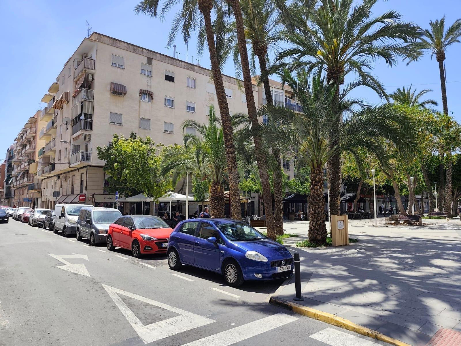 Amplio y Luminoso Piso en Elche - Ideal para Familias
