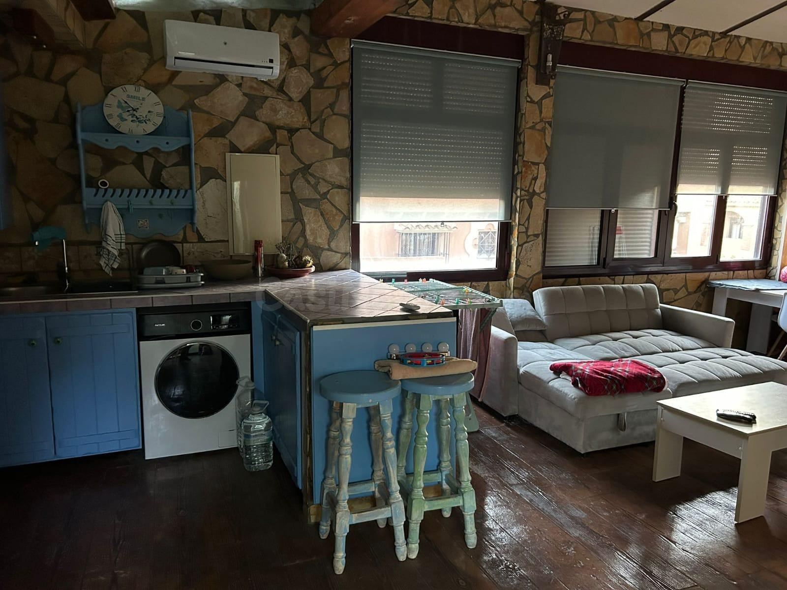 CHALET EN ESQUINA EN VENTA MELCHOR CON APARTAMENTO Y PISCINA PRIVADA