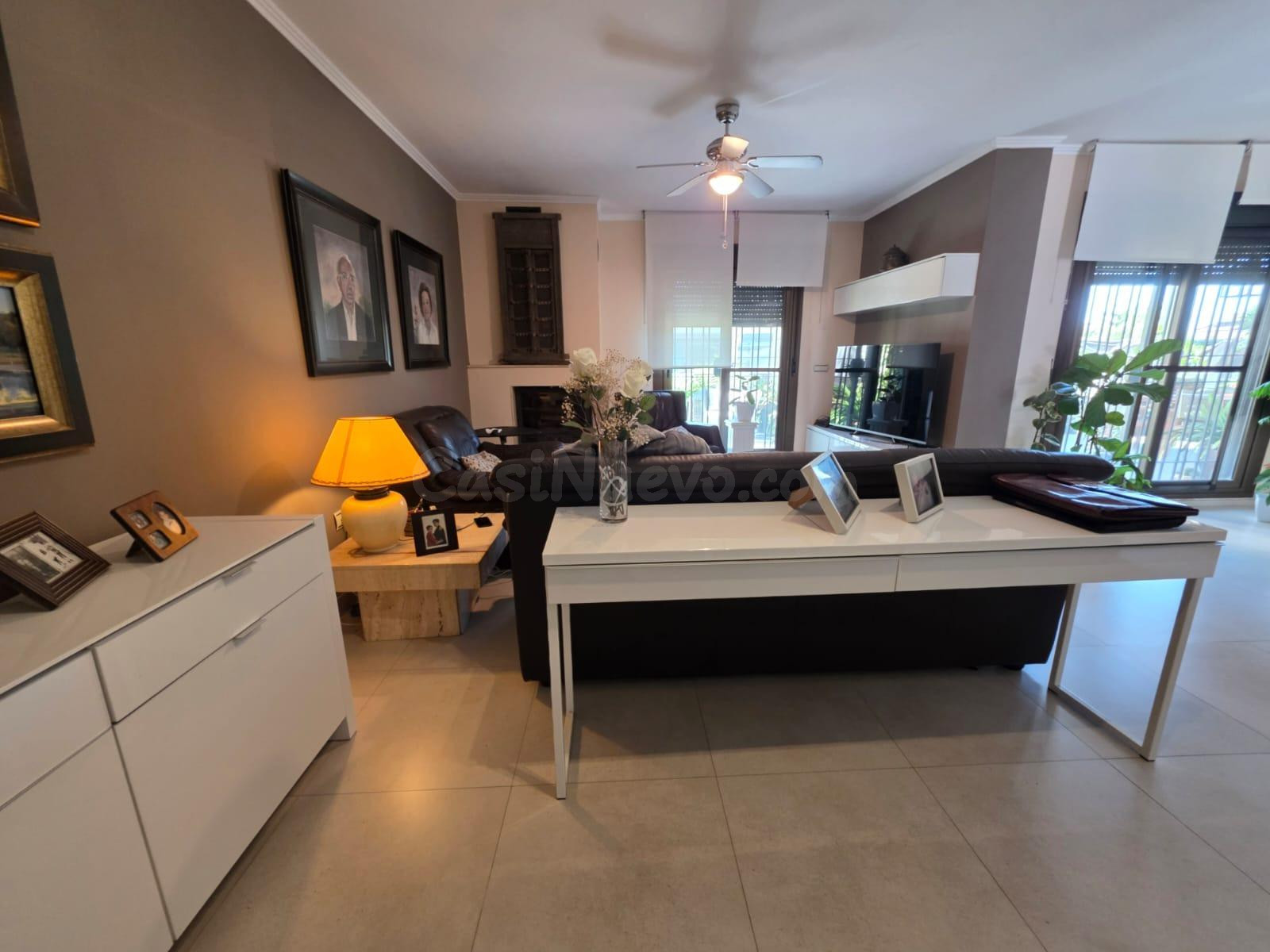 ¡¡SE VENDE MAGNIFICO CHALET EN JARDINES DEL GOLF (SAN GARCIA)!!