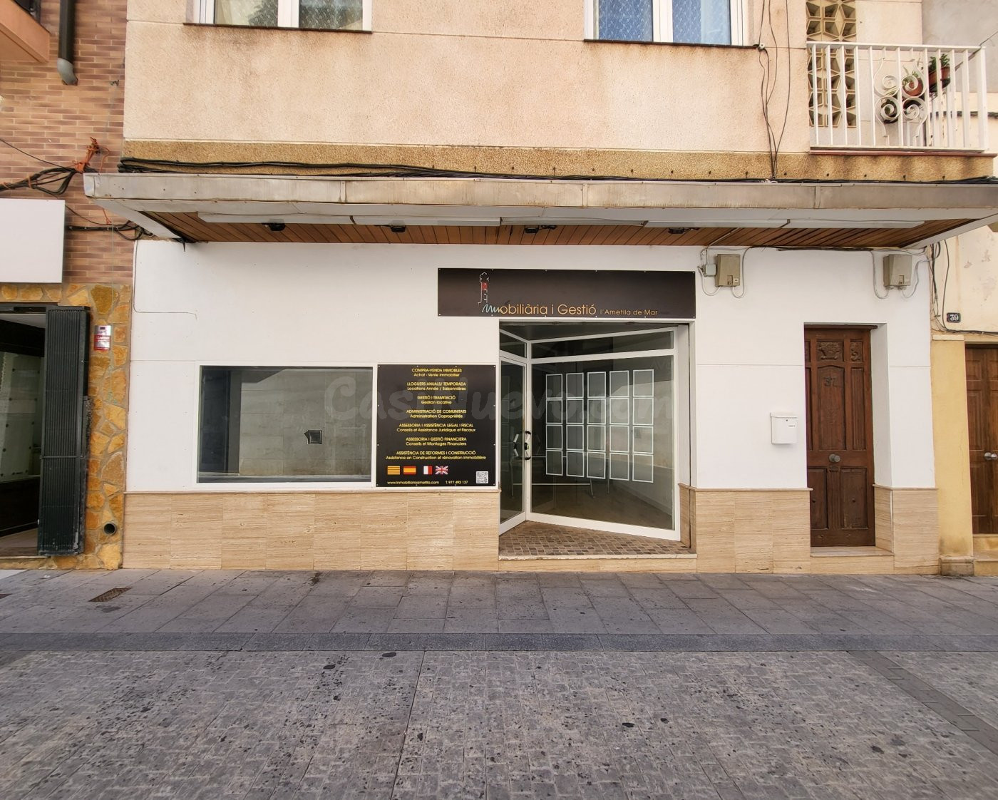 Magnífico Local comercial de 84 M2 en el centro del pueblo