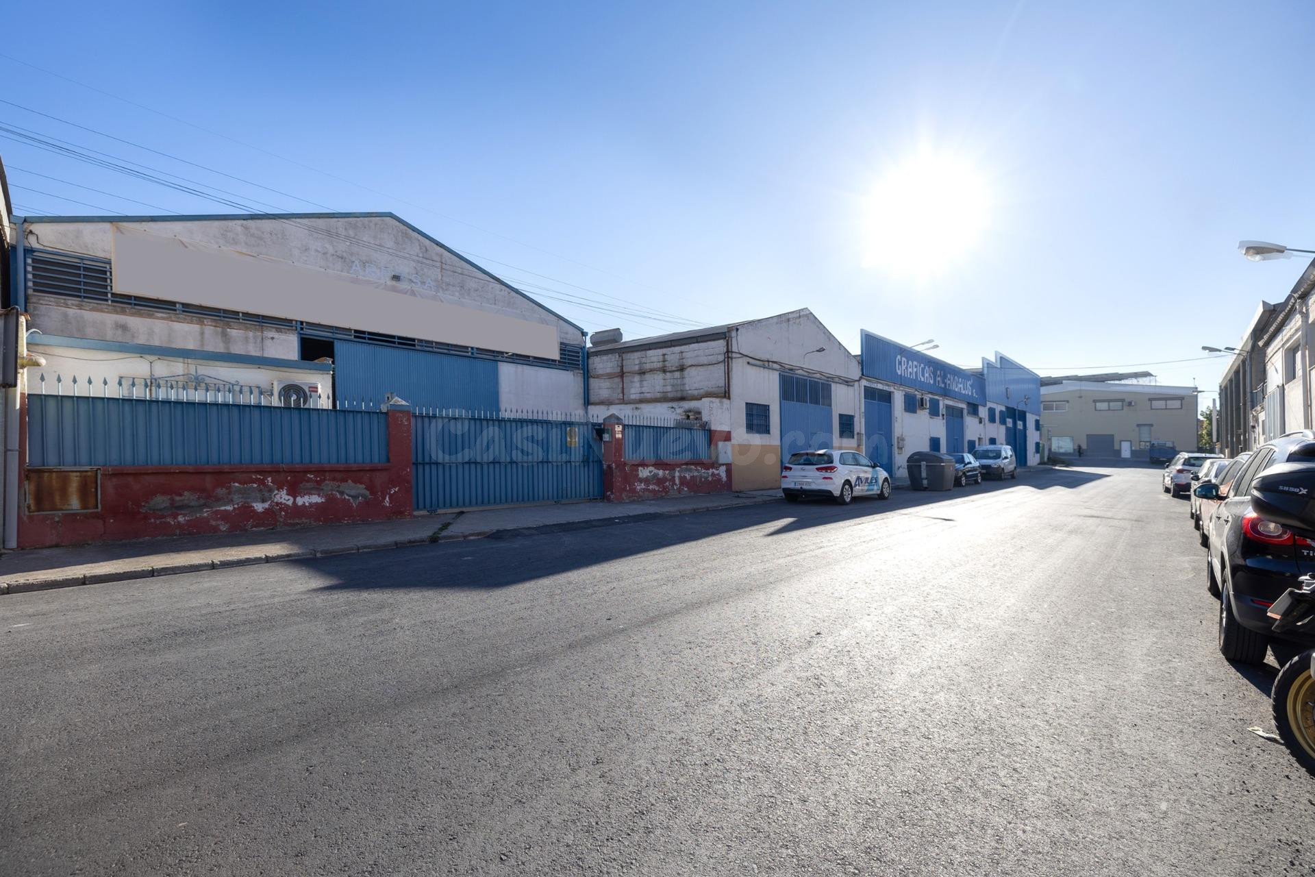 EN VENTA NAVE INDUSTRIAL EN ATARFE GRANADA CON AMPLIACIÓN