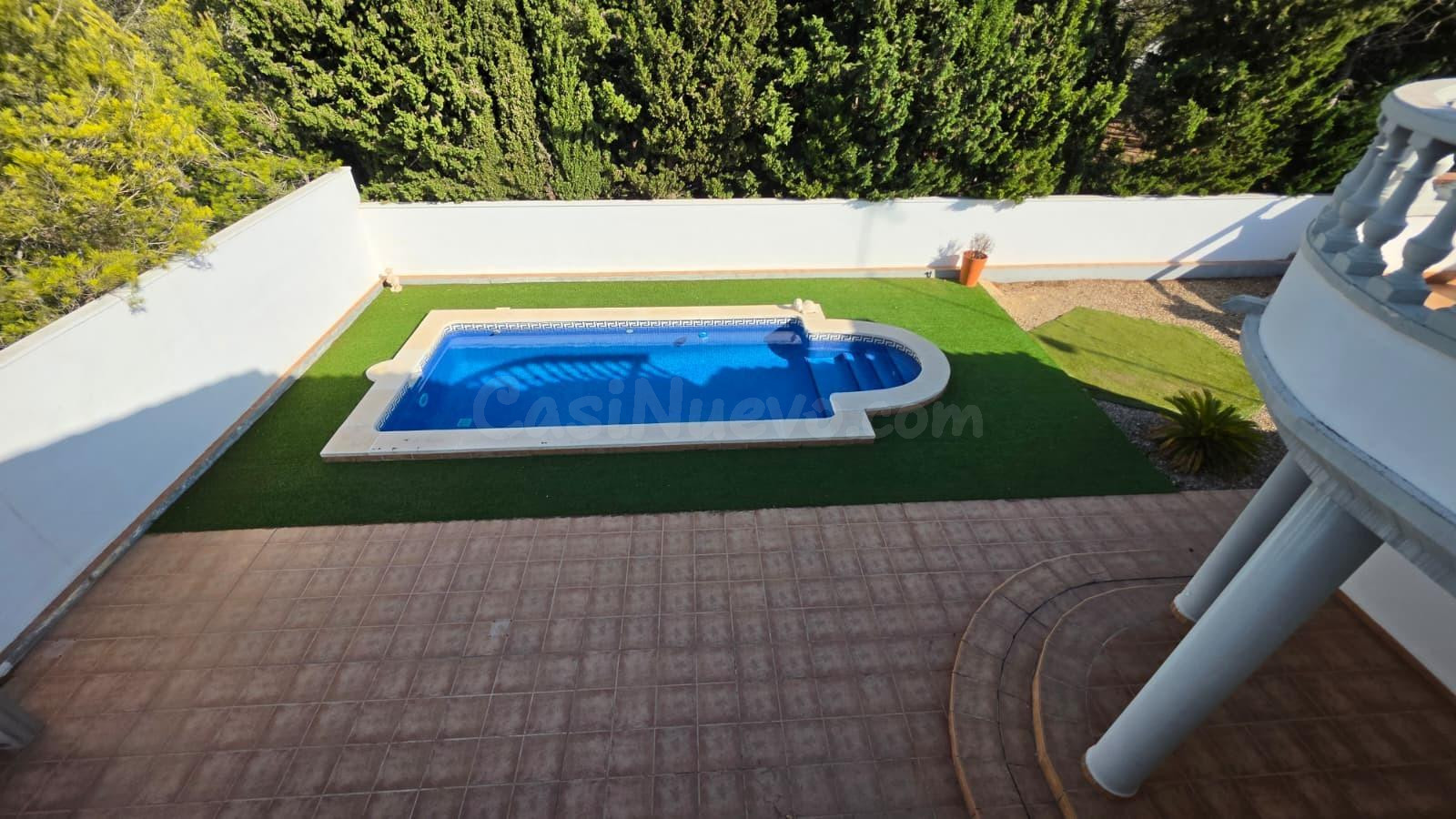 Espacioso Chalet con Piscina y Amplia Parcela en L’Ametlla d - foto 5