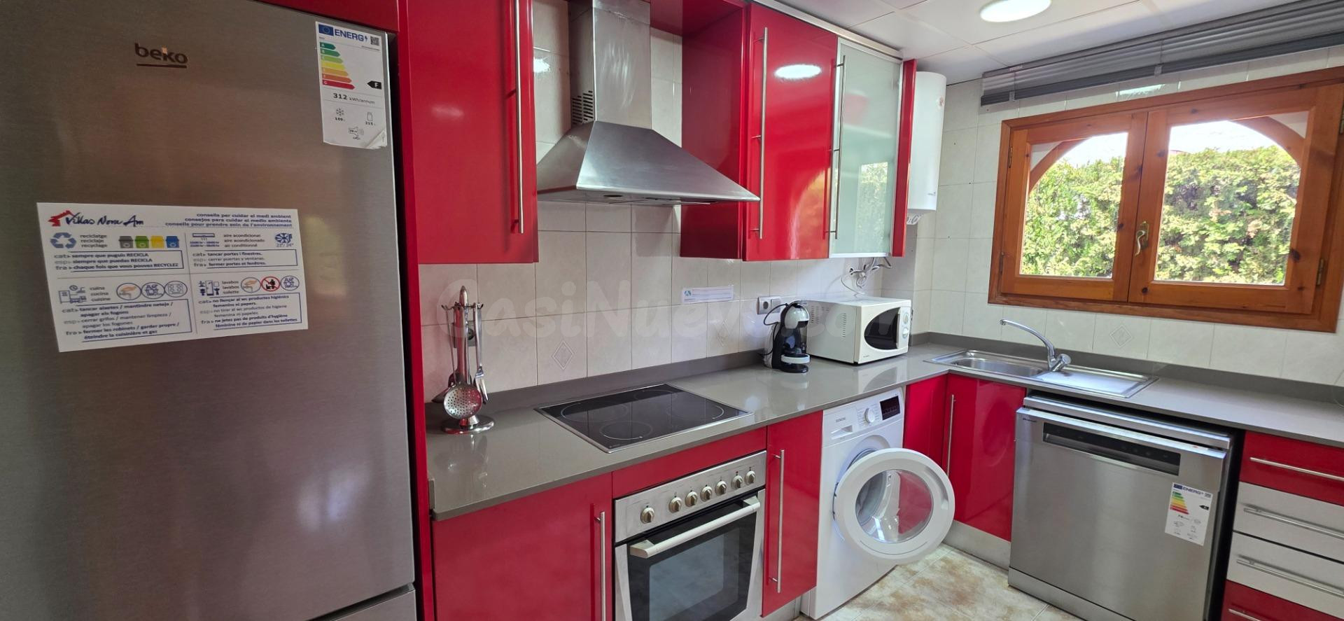 Chalet Unifamiliar con Piscina Privada y Licencia Turística - foto 5