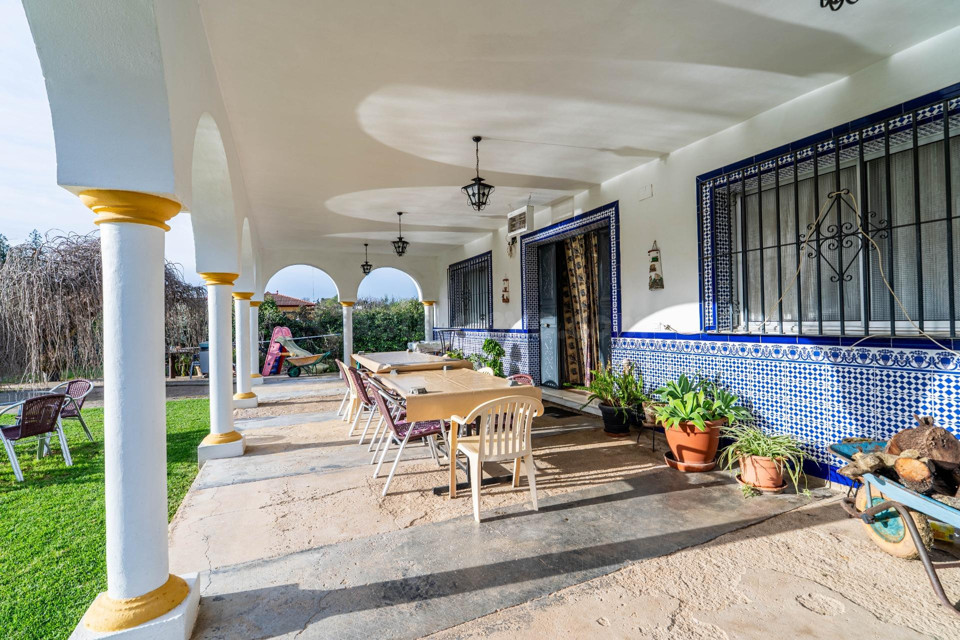 Chalet en venta en Sanlúcar la Mayor - Los Ranchos - foto 3