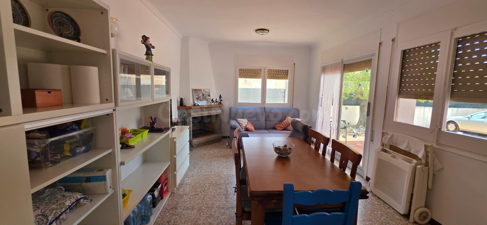 Chalet unifamiliar en una sola planta con gran parcela de 77 - foto 3